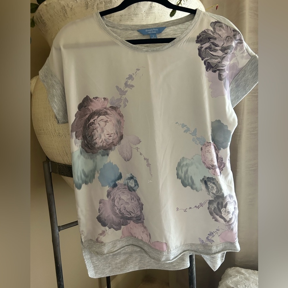 Women's Simply Vera Vera Wang Floral Shirt 🥞